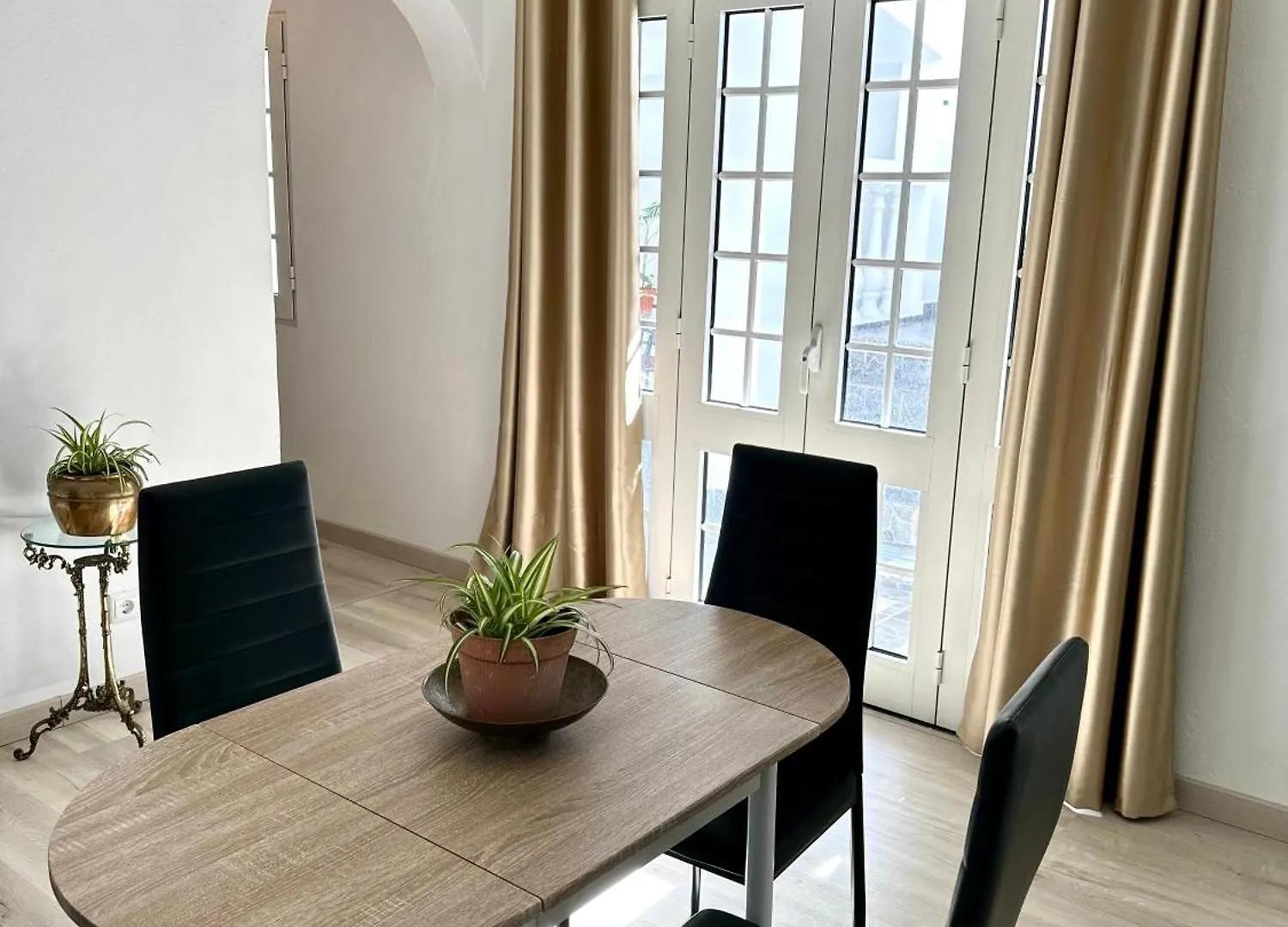 K&K Apartment マシコ